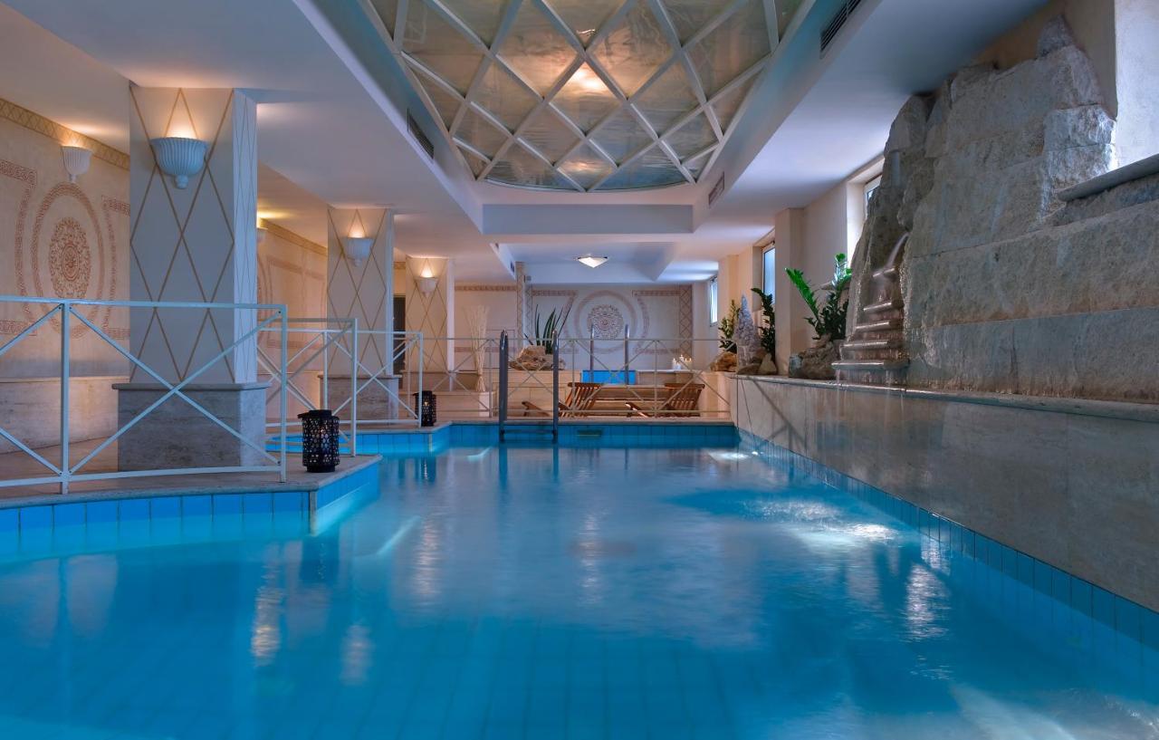 Miramare E Castello Hotell Ischia Bekvämligheter bild
